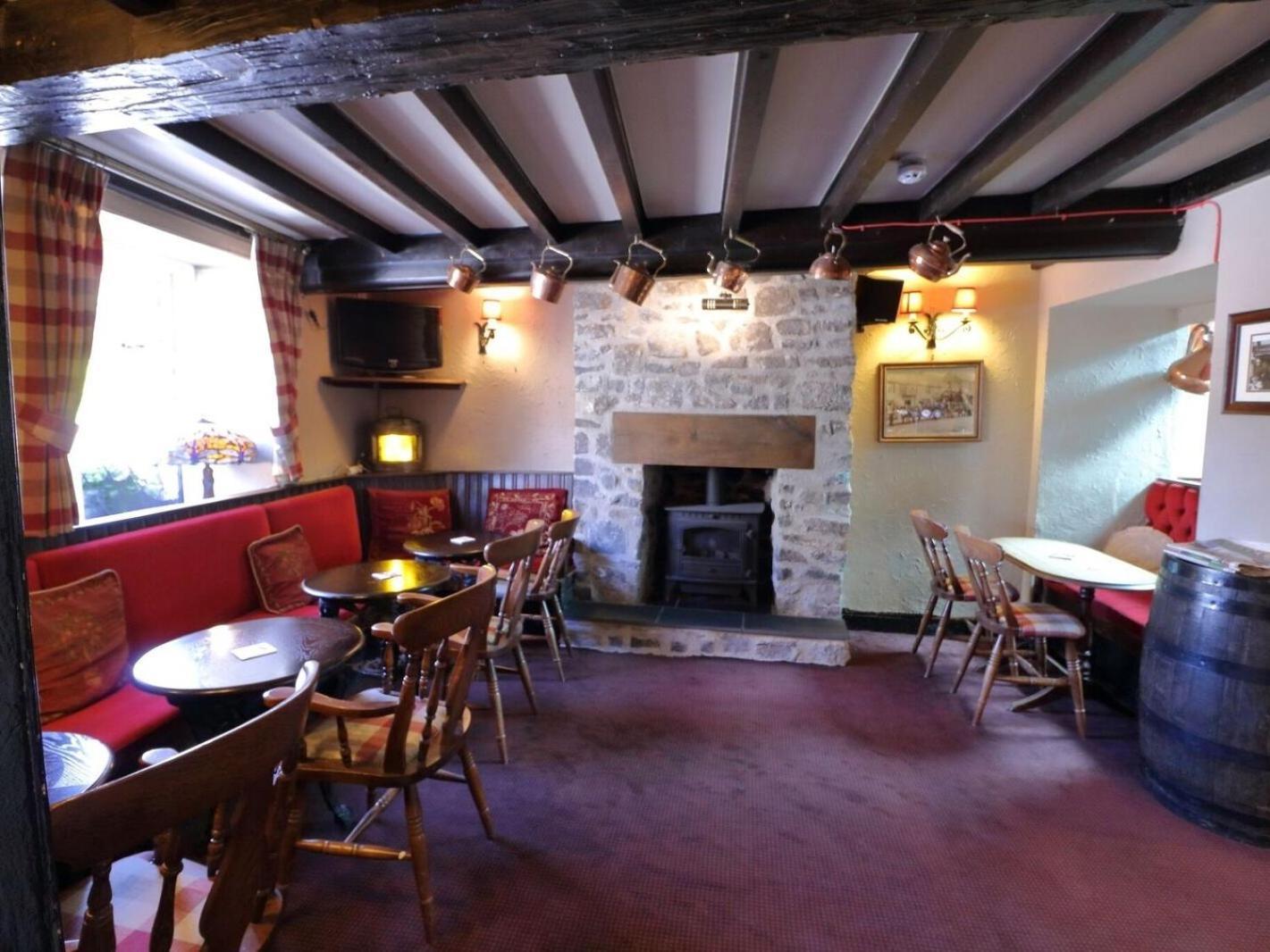 Ye Olde Cheshire Cheese Inn Castleton  Ngoại thất bức ảnh